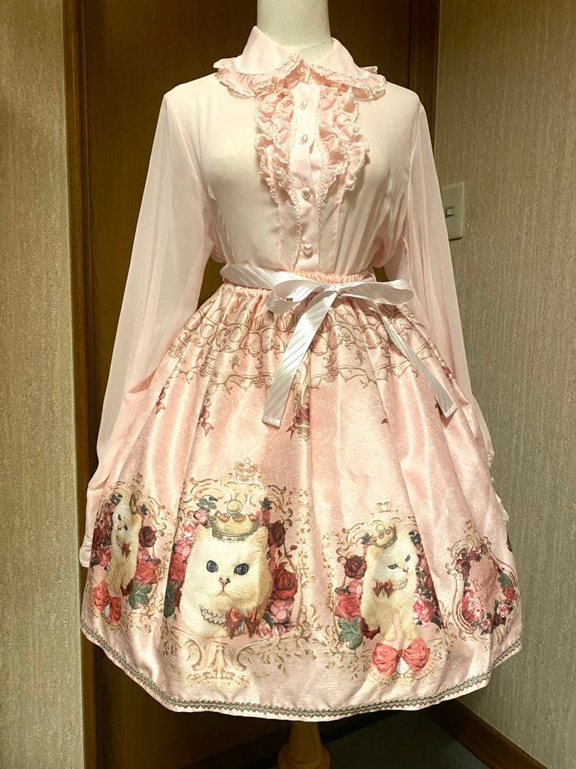 クイーンキャットスカート