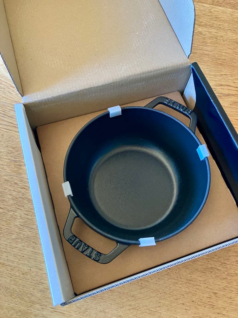 【新品未使用】ストウブ Wa-NABE 16cm ブラック 箱付