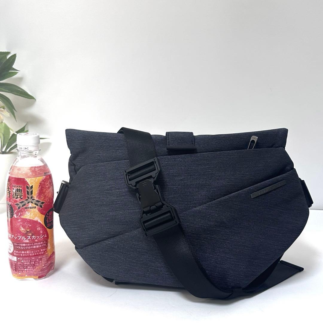 【使用感少ない】R1 NIID × URBANATUREスリングバッグ