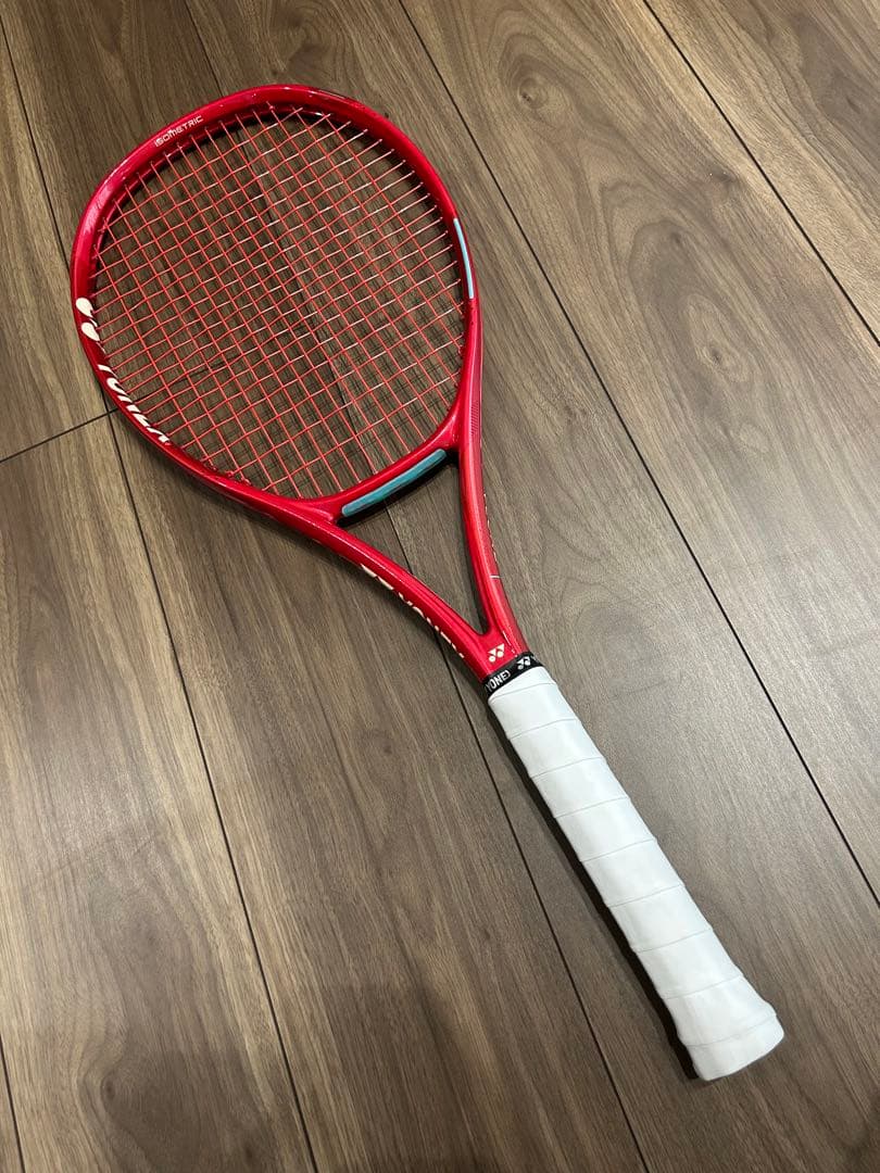美品　YONEX VCORE 98 G2 ブイコア98ヨネックスレザーグリップ付