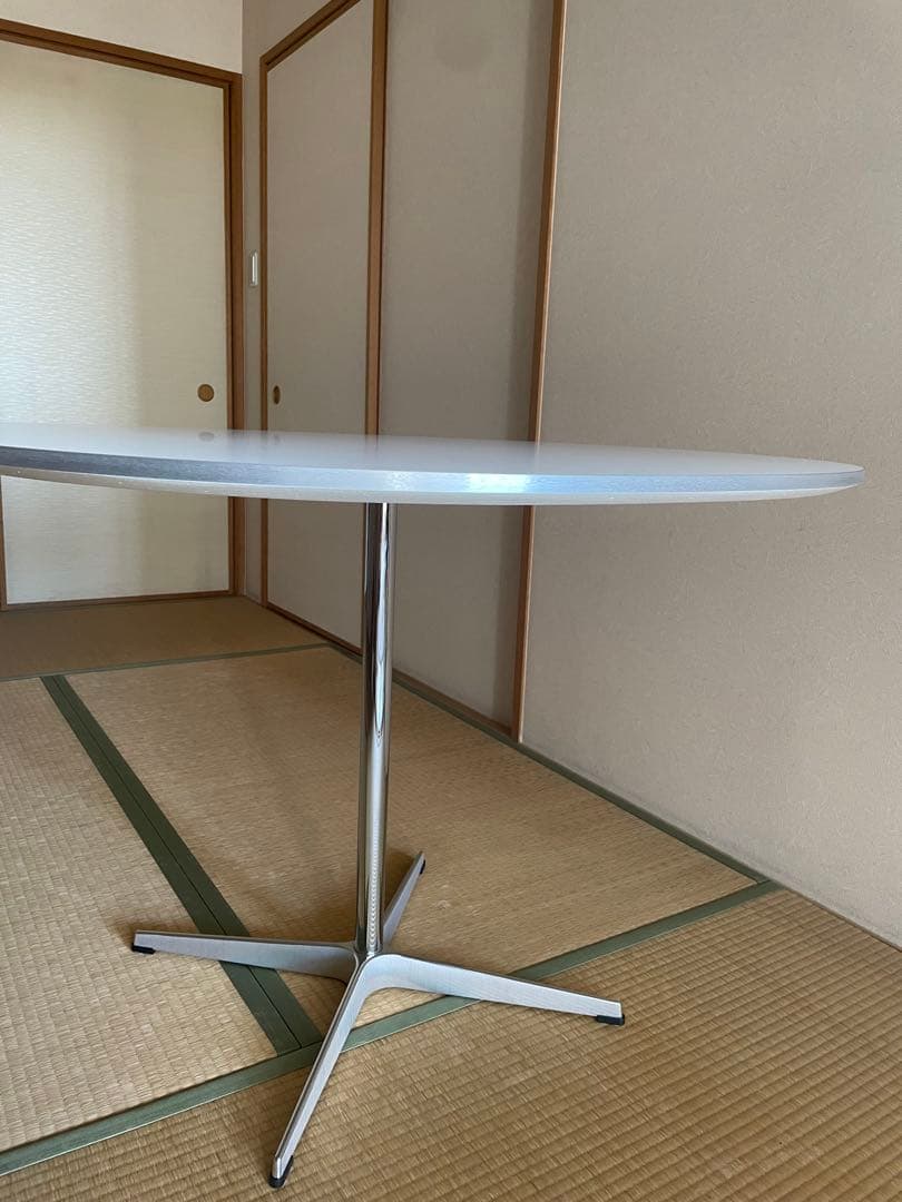 フリッツハンセン A603 スーパー円テーブル 2/11 まで！