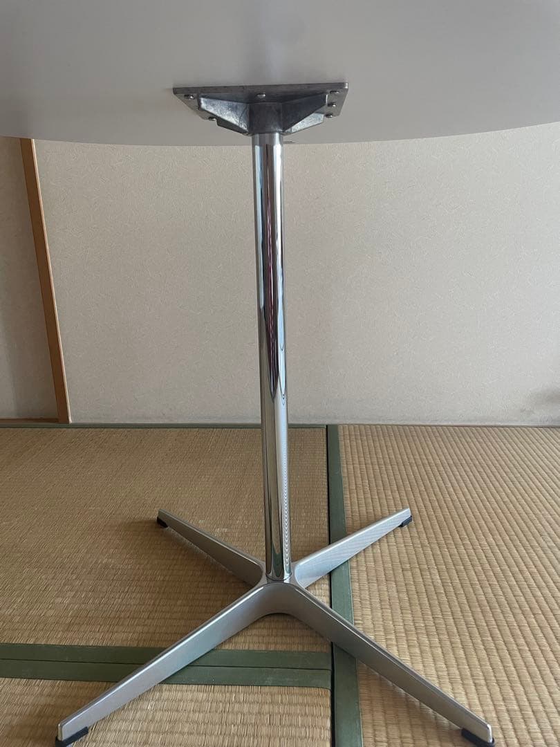 フリッツハンセン A603 スーパー円テーブル 2/11 まで！