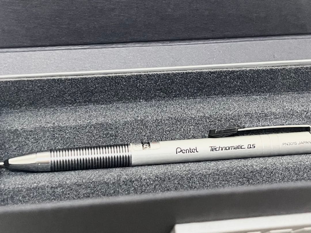 ぺんてる　テクノマチック