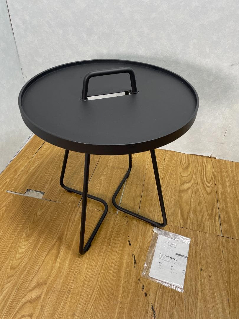 K♦1054 PIEDS NUS classic サイドテーブルスモールブラック