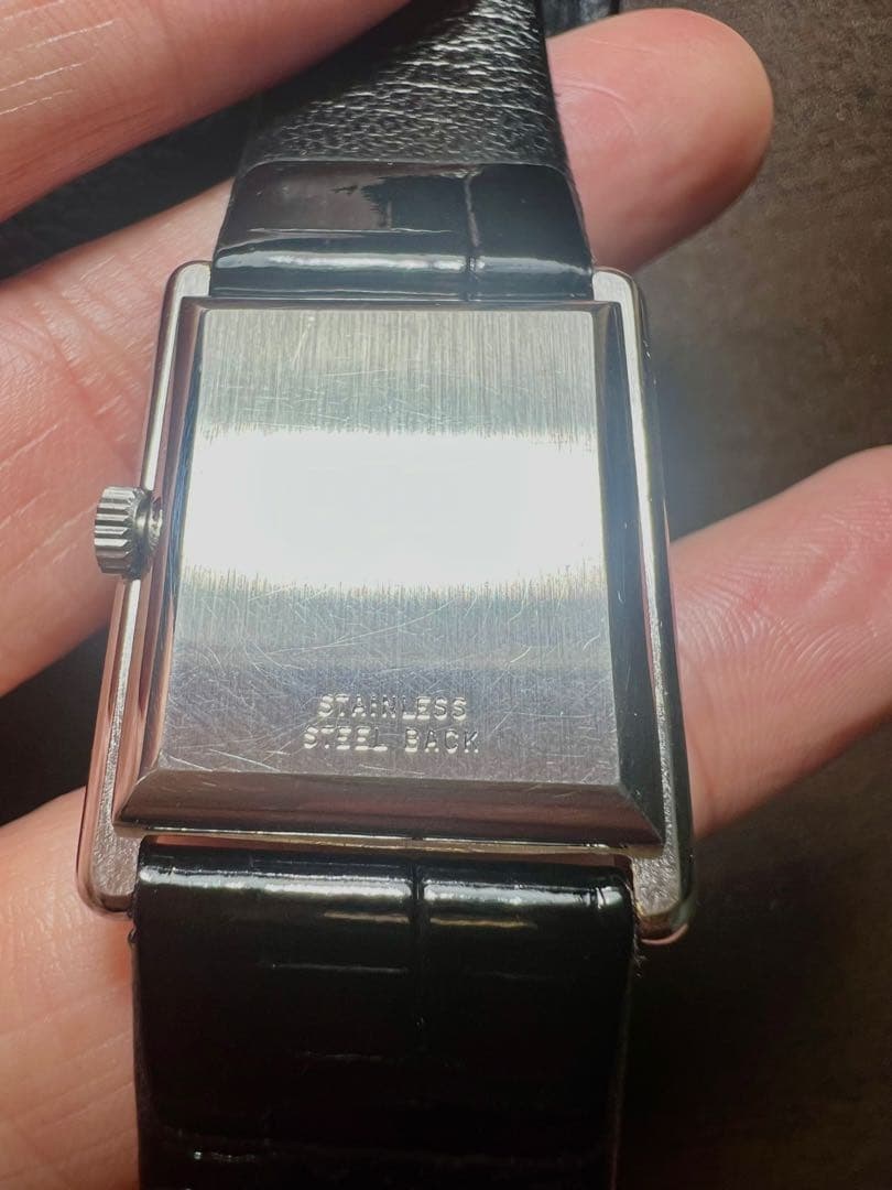 Omega tank vintage 手巻き美品