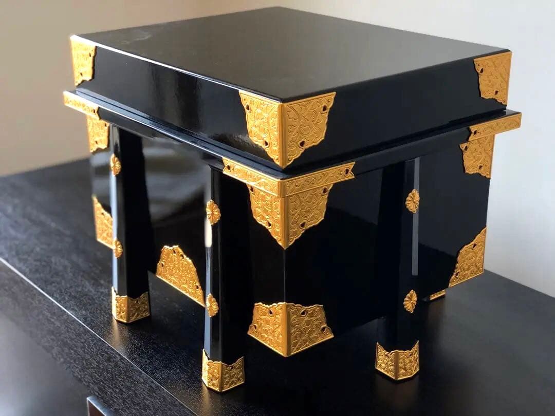 五月人形 正絹兜飾り 鈴甲子雄山作 こどもの日 端午の節句