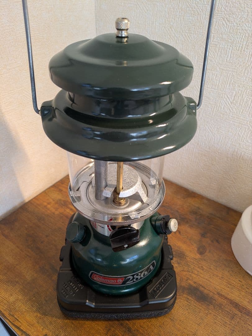 R*様 「未使用」Coleman 286A ランタン グリーン　キャンプ