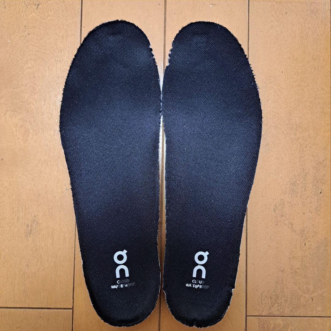 靴 On cloud5 wp