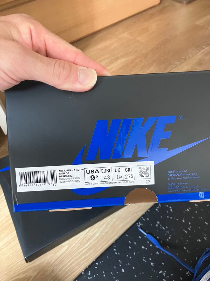 靴 AIR JORDAN1 RETRO HIGH OG
