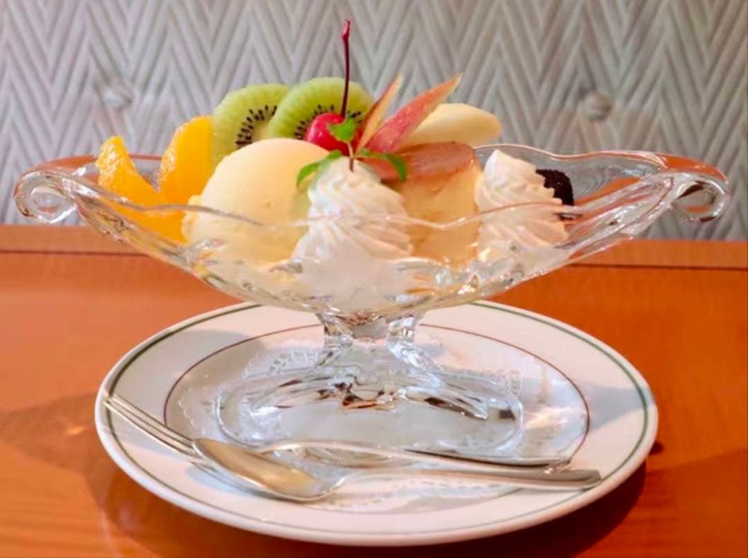 アデリア　3個セット　バナナサンデー　プリンアラモード　デザートグラス