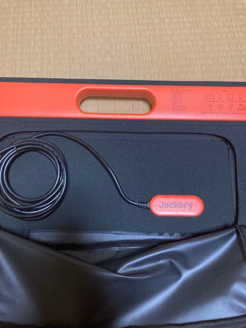 美品　Jackery　ジャクリ　SolarSaga 60　ソーラーサガ　60