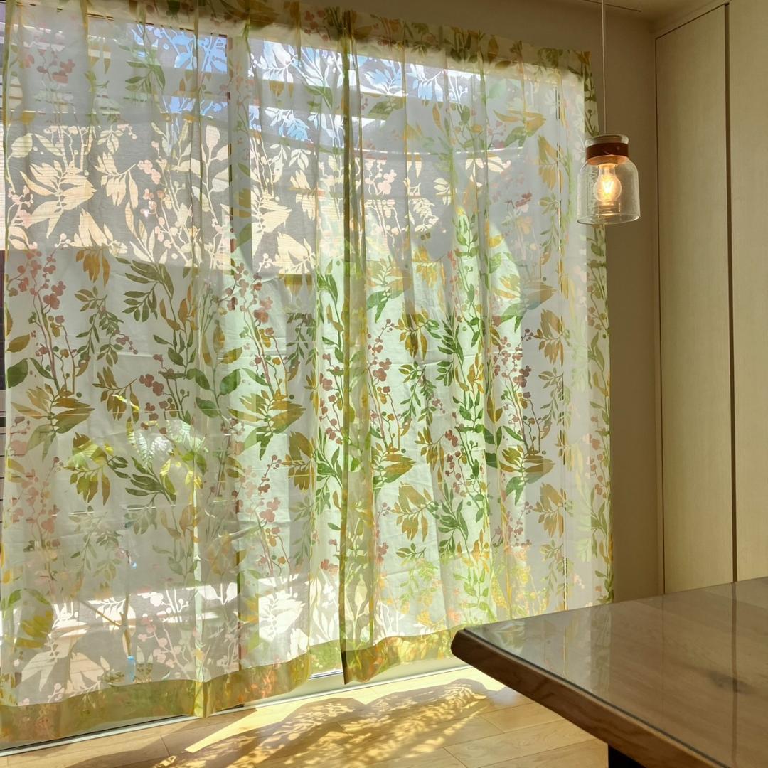 びっくりカーテン　95×211　両開き　薄手カーテン