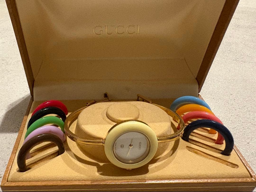 GUCCI チェンジベゼル　不動
