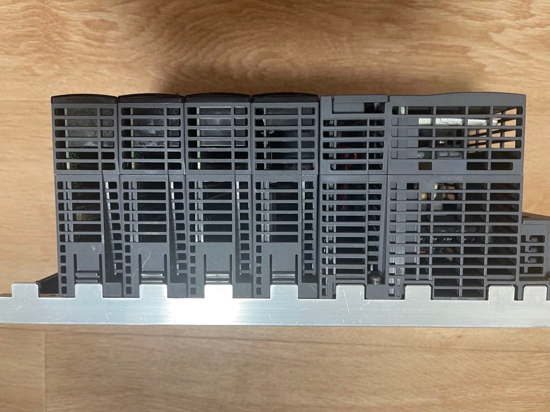 三菱電機 PLC Qシリーズ｜動作良好・中古美品