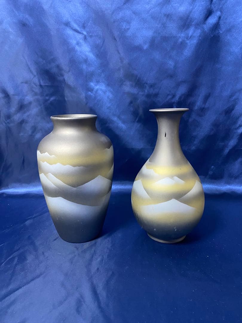 山模様のグラデーション花瓶セット