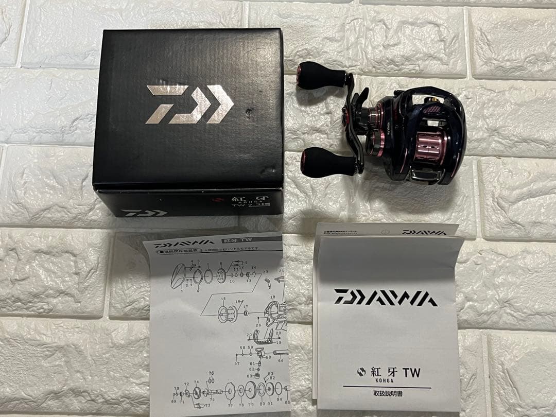 【新品未使用】ダイワ DAIWA 紅牙 TW 7.3L