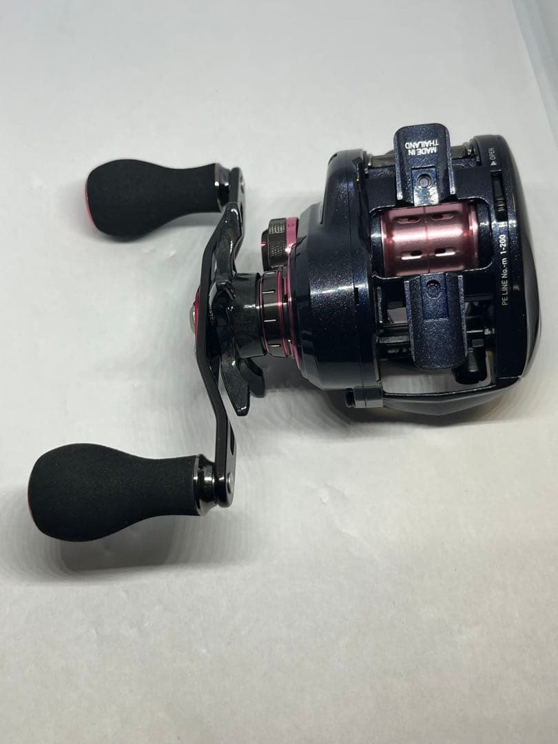 【新品未使用】ダイワ DAIWA 紅牙 TW 7.3L