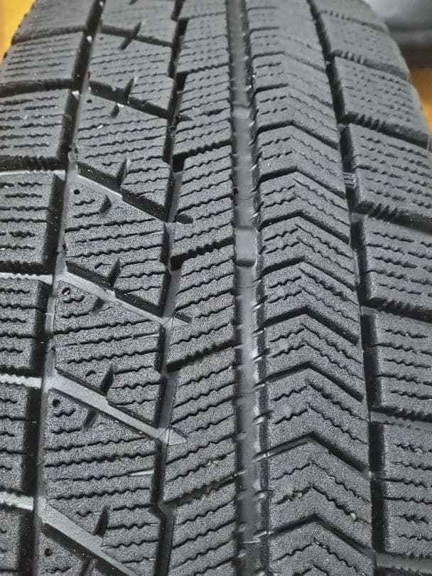 155/65R14 スタッドレス ブリヂストン VRX