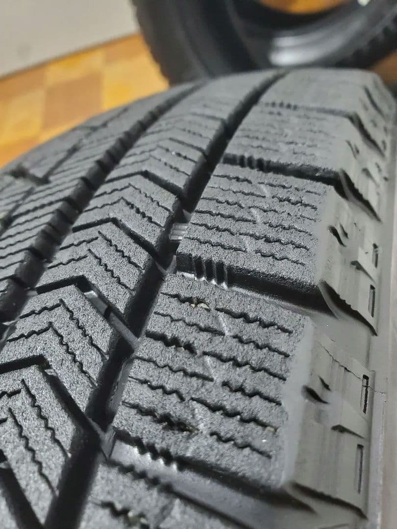 155/65R14 スタッドレス ブリヂストン VRX