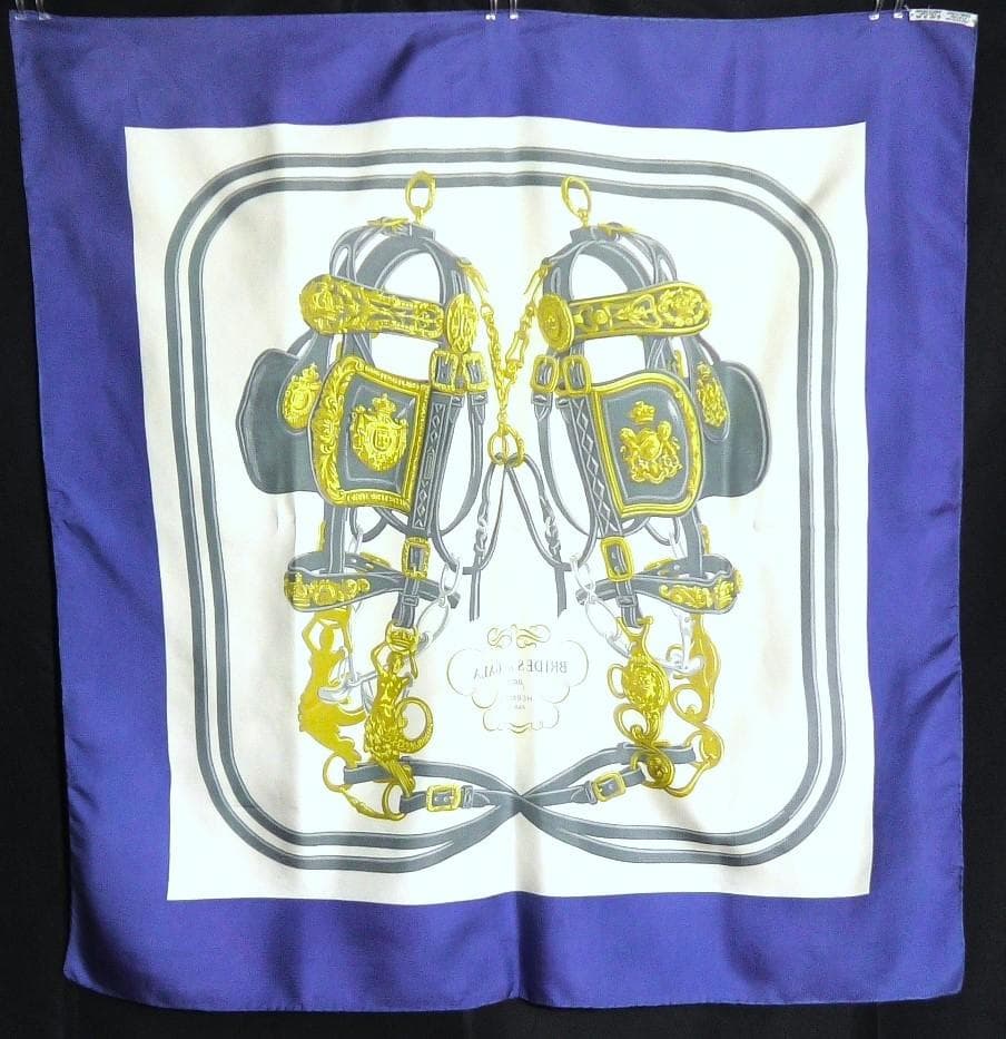 HERMES エルメス　大判スカーフ　カレ90　 D306