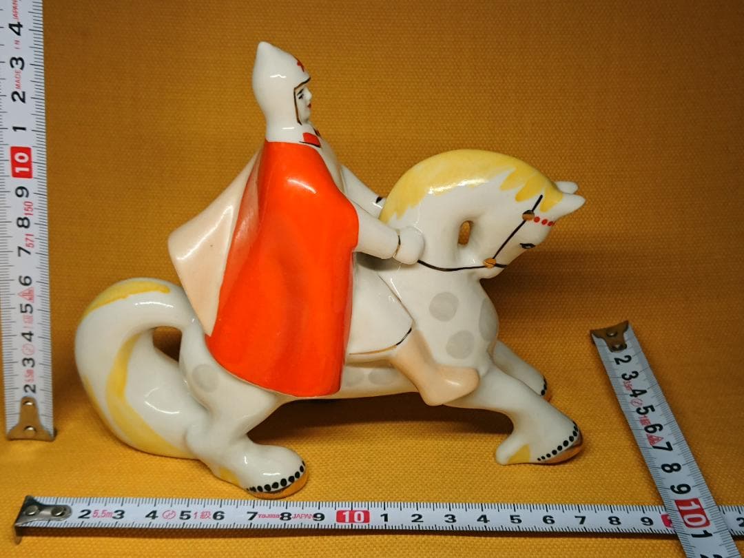 【美品】ウマ　馬　陶器　オブジェ　置物　インテリア　工芸品　美術品　A3410