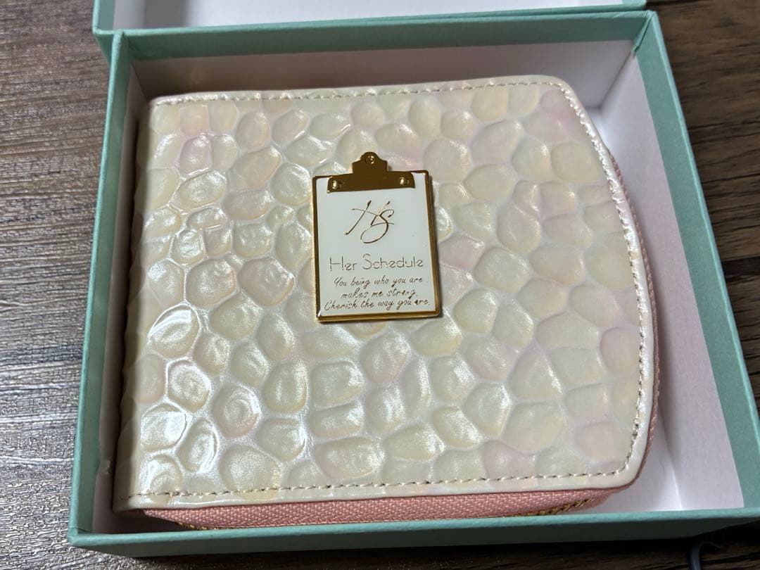 ハースケジュール　財布