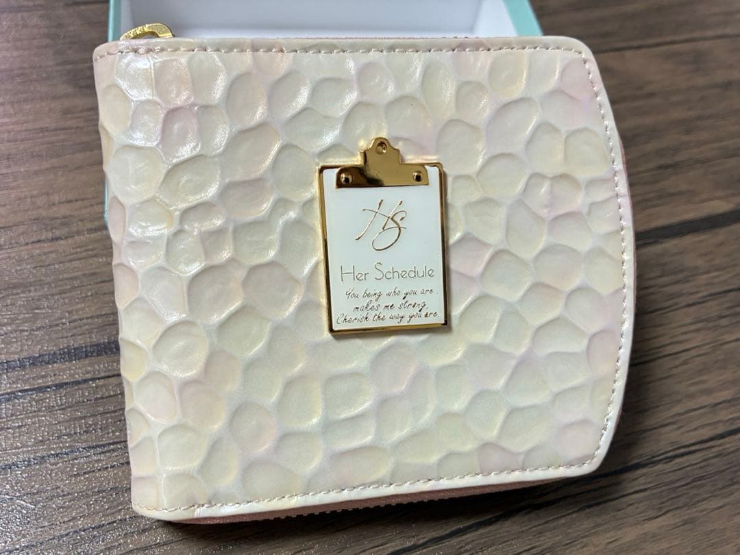 ハースケジュール　財布