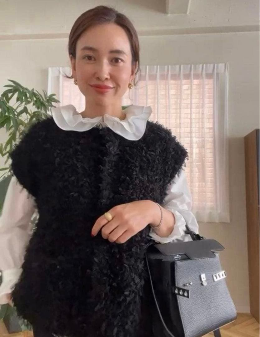 最終値下げ！ohga ジレ　　新品未使用　タグ付き