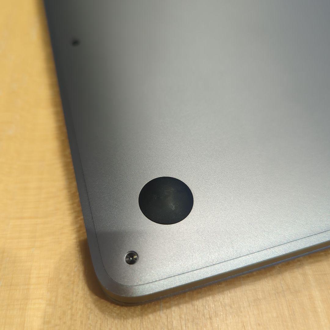 MacBook Pro 13-inch 2017 本体