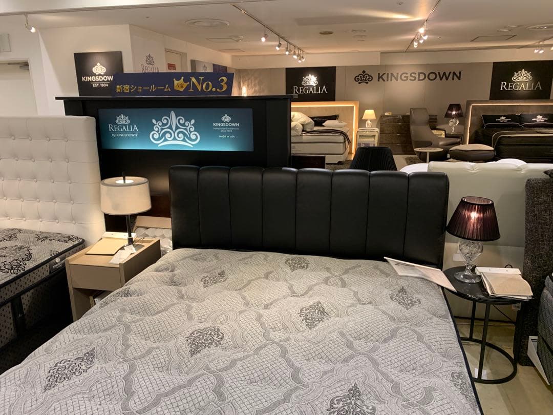 大塚家具　キングスダウンベッド　クイーンサイズ　ヘッドボードのみ