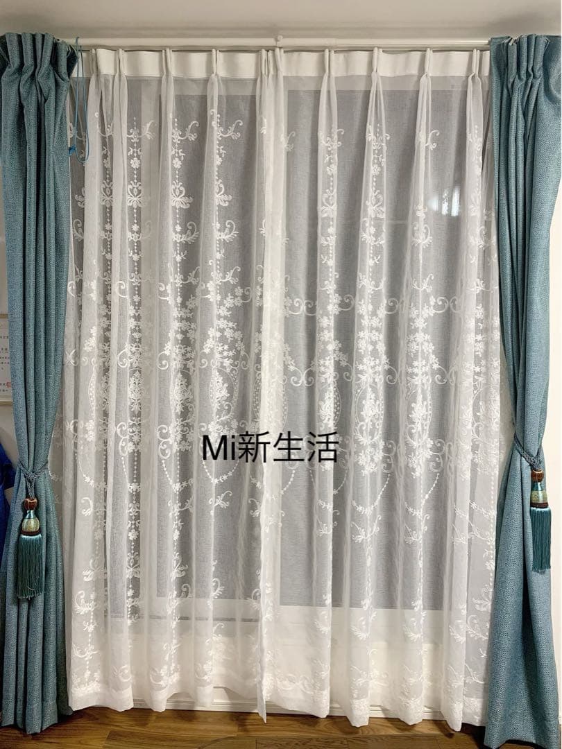 2番 ホワイト刺繍入りレースカーテン