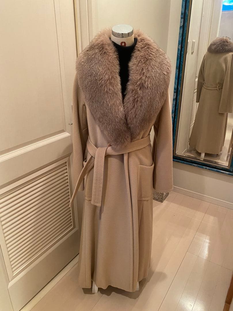 MaxMara ベージュファー付きロングコート