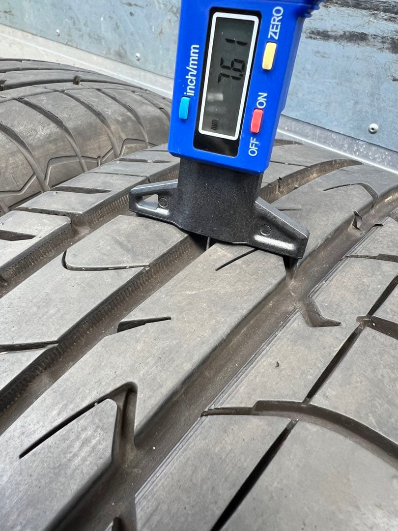レットンTOYOサマータイヤ205／70R15 96H超深溝
