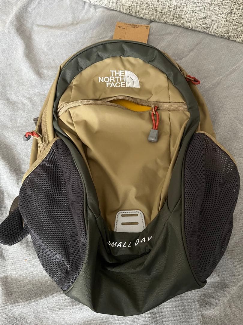 値下げ‼️THE NORTH FACE SMALL DAY リュック