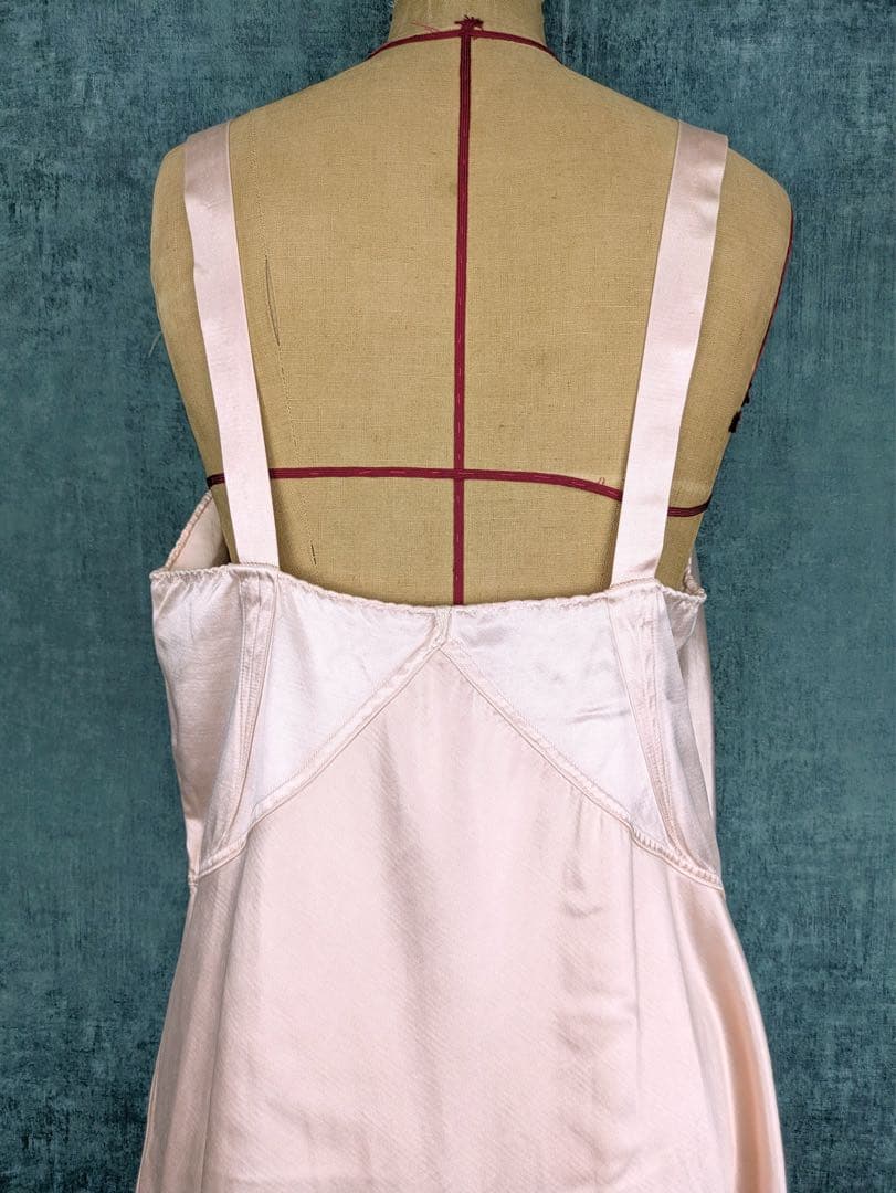 1940s Pink satin slip フランスヴィンテージ