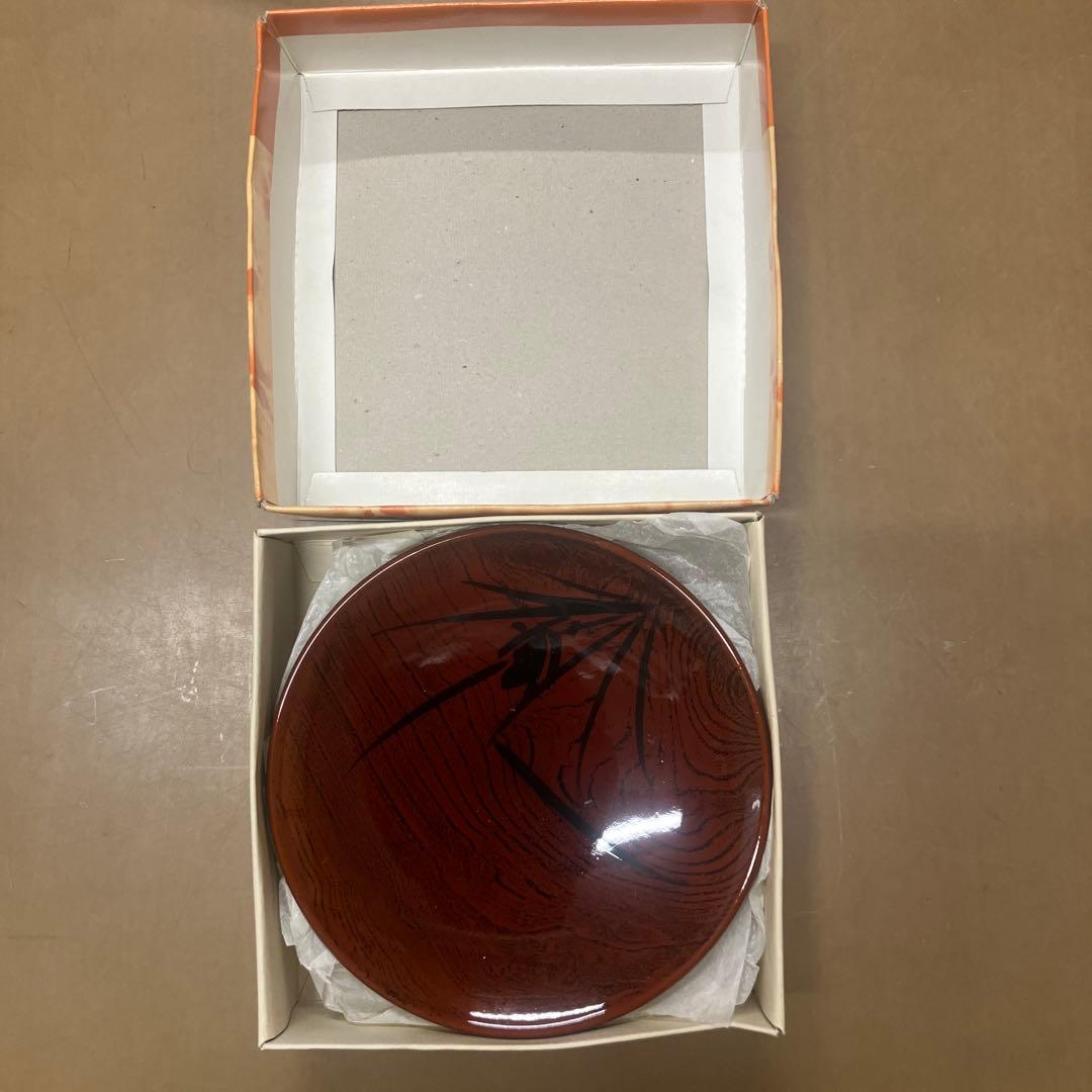 赤い漆器 丸型 黒い竹模様 5箱セット