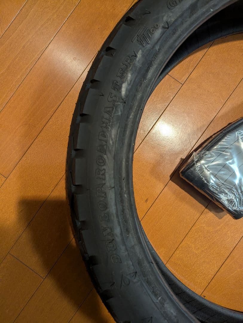 DUNLOP 110/90-18 タイヤ、チューブ、リムバンド　セット売り