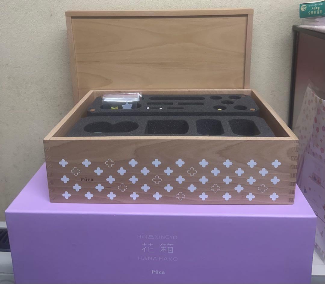 Puca（プーカ）花箱 五人飾り 木製ひな人形 収納箱付き 上質コンパクト雛飾り