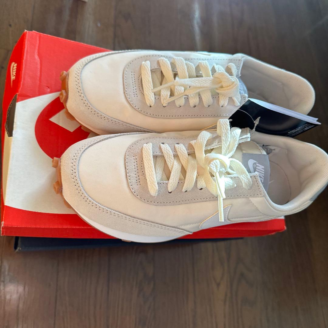 NIKEナイキ ˙✧˙⁎⋆⁎⋆ DAYBREAK デイブレイク23.5cm ˙✧