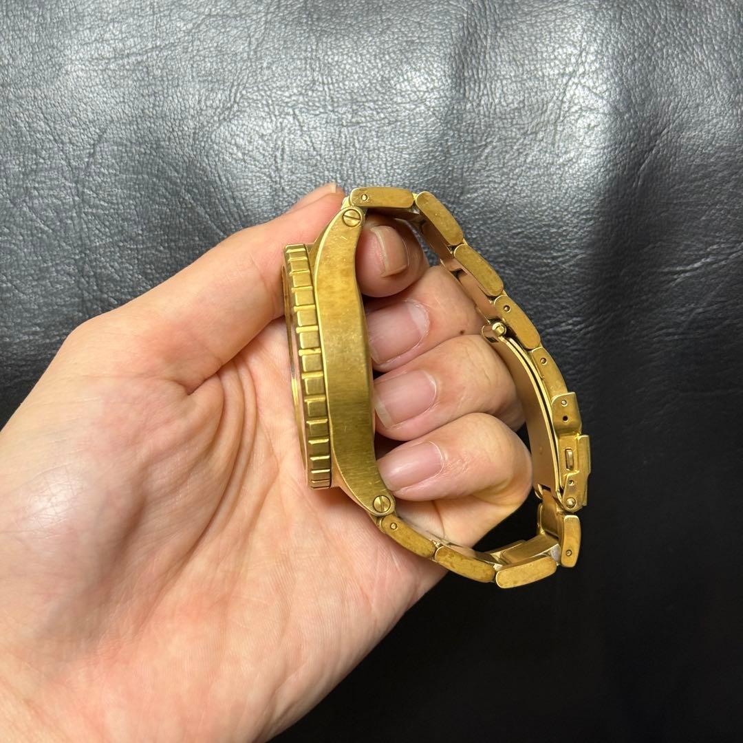 箱付き NIXON ニクソン 腕時計 ゴールド 48-20 CHRONO