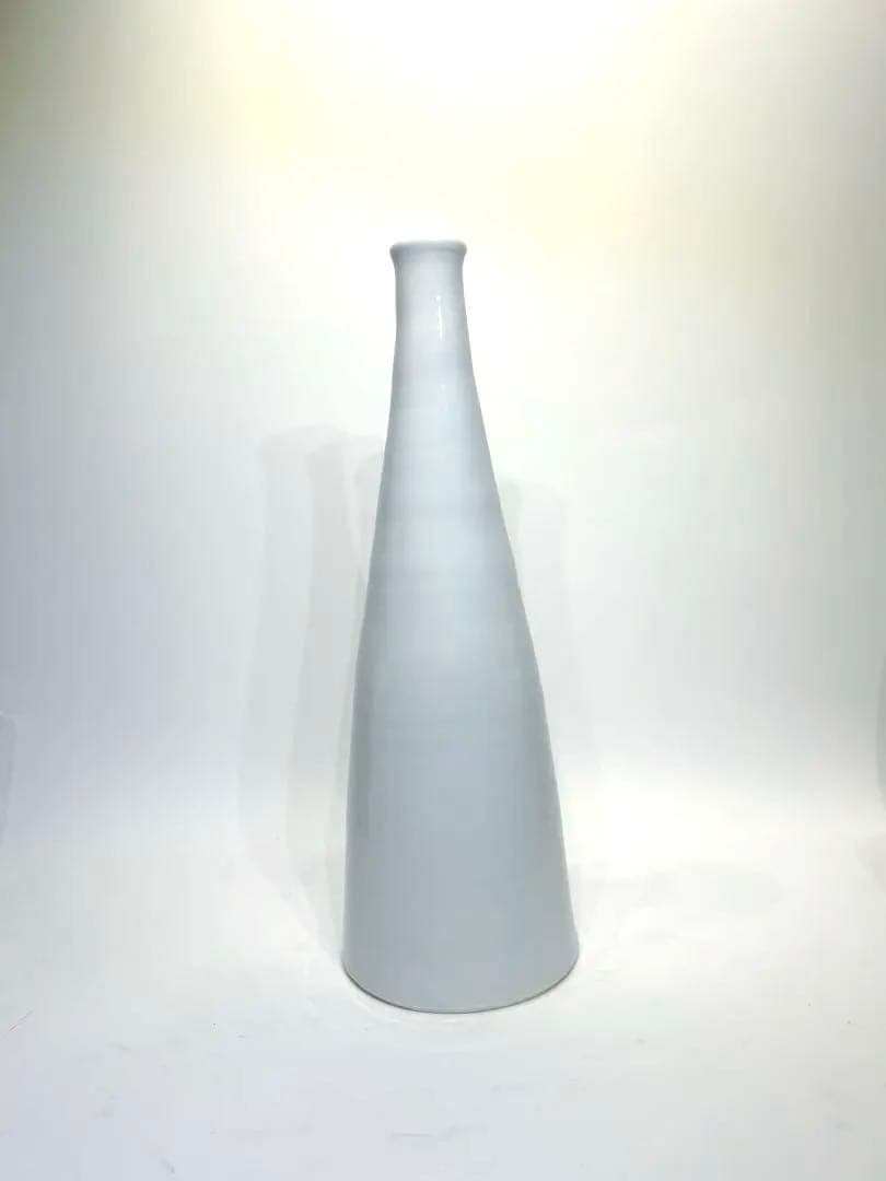 白磁⚫︎柏木千繪/小高千繪⚫︎花器/花瓶⚫︎白磁