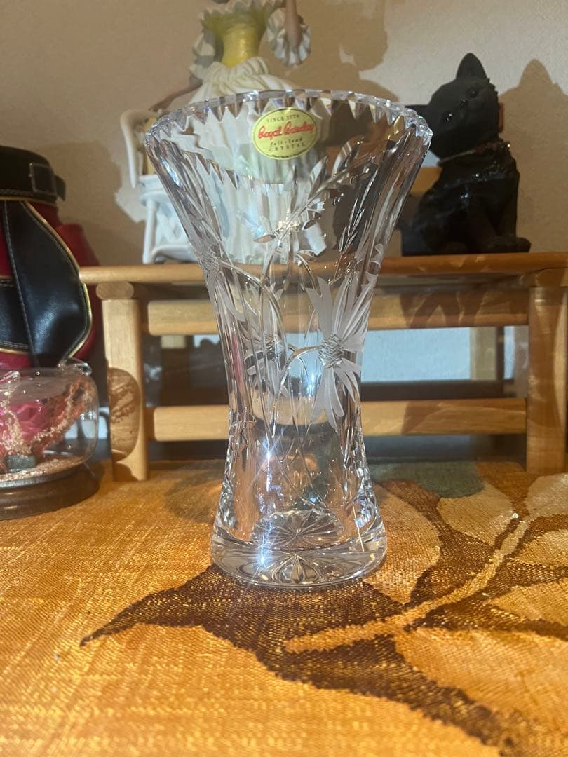 未使用イギリス王室御用達ロイヤルブライアリー1776年クリスタルフラワーベース