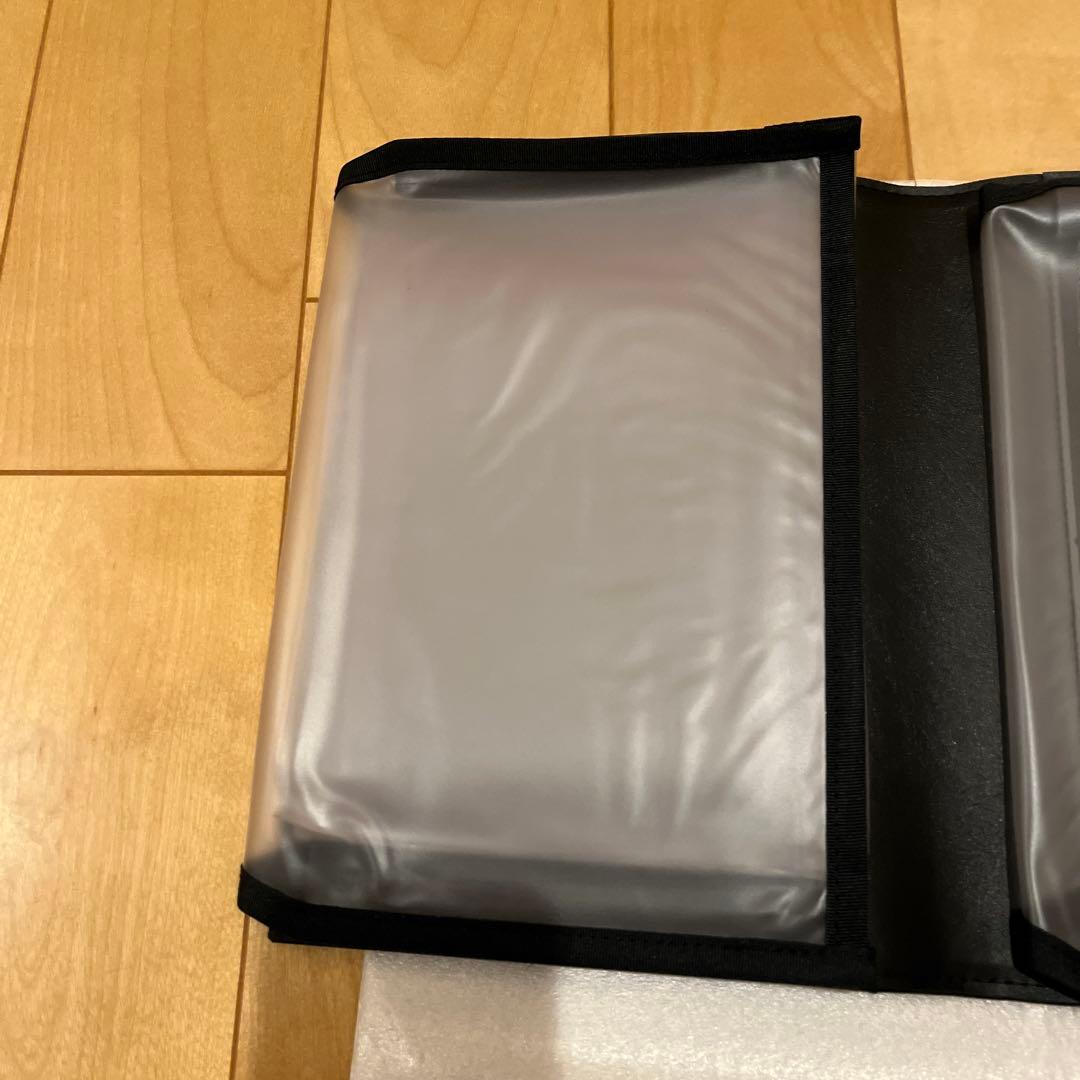 レヴォーグ レザー　車検証ケース