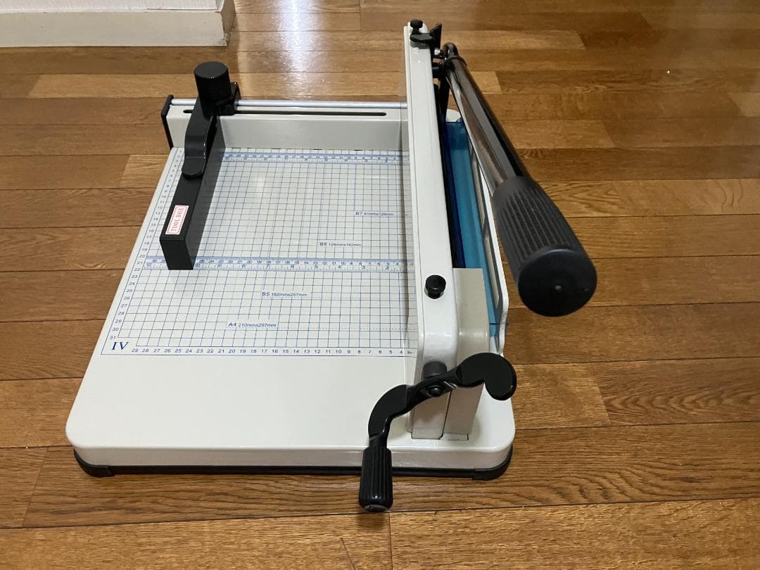 大型裁断機 BA58A4-14b 中古品