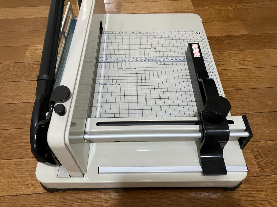 大型裁断機 BA58A4-14b 中古品