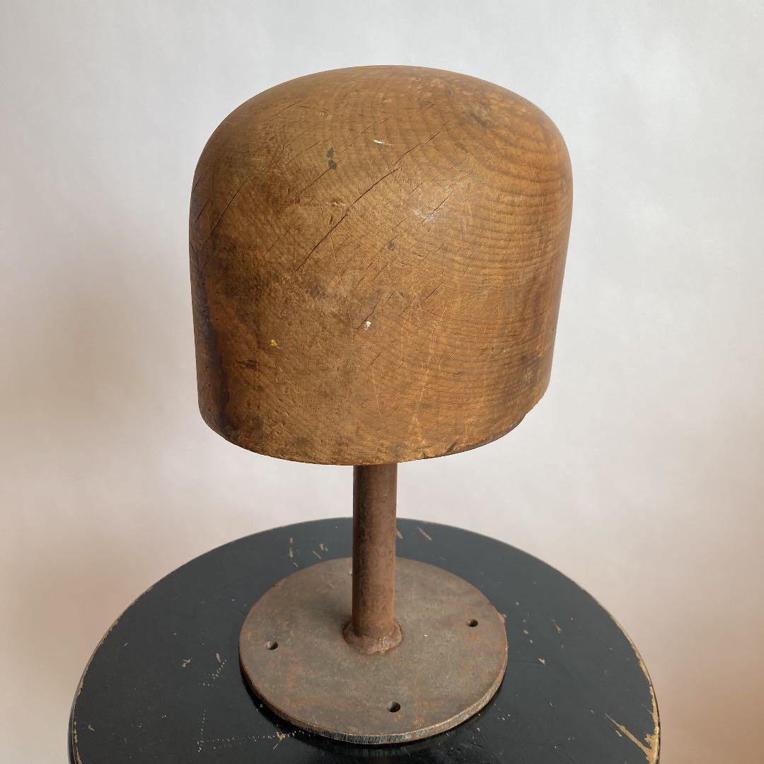 イギリス　ハットメイカーから出たディスプレイスタンド　帽子立て　アトリエ