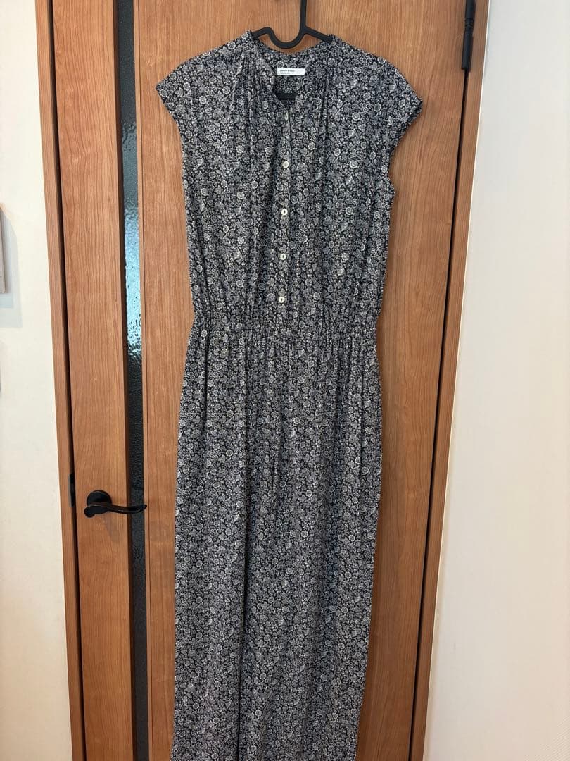 北欧、暮らしの道具店　リバティプリントのオールインワン　M