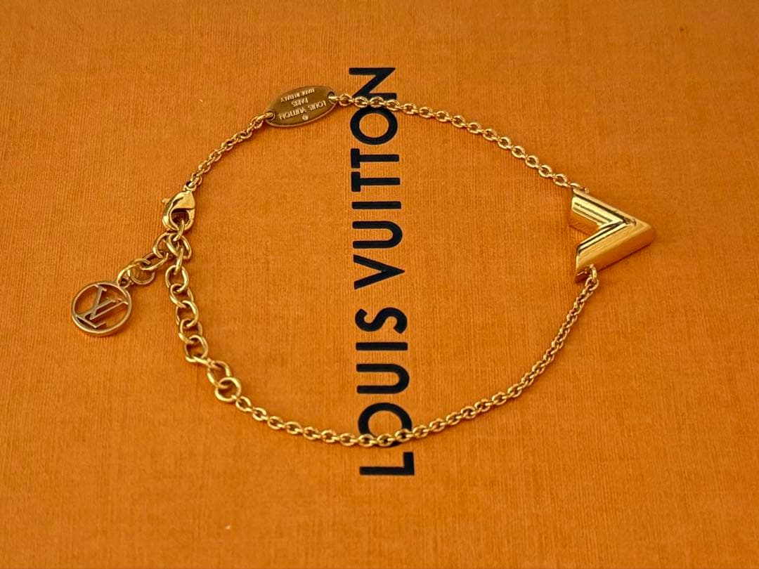 ✨極美品✨ louis vuitton ブレスレット エセンシャルv